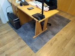 per pavimento per pavimento rigido BYGZZ protezione per tappeto antiscivolo 90 x 100 cm tappetino per sedia in PVC Tappeto trasparente rivestimento da tavolo da pranzo 1 mm ufficio 